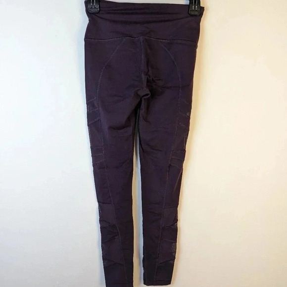 Victoria Sport Leggings - XS - Picture 6 of 7